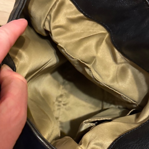 Elegant Coach Tan and Black Women's Bag - Picture 9 of 13